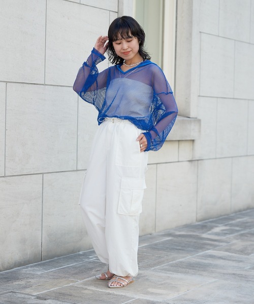 COLONY 2139（コロニートゥーワンスリーナイン）の「カットメッシュフードプルオーバー（パーカー・レディース・ブラック/ブルー/オフホワイト・FREE）」の13枚目の写真