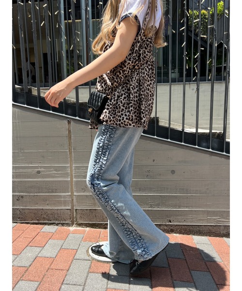 WC(ダブル シー)の「フリルラインデニムパンツ(デニムパンツ・レディース・ブルー・FREE)」の21枚目の写真