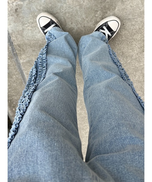 WC(ダブル シー)の「フリルラインデニムパンツ(デニムパンツ・レディース・ブルー・FREE)」の17枚目の写真