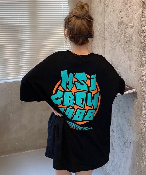 Achic(アシック)の「Tシャツ 英文字ロゴトップス(Tシャツ/カットソー・レディース・ホワイト/ブラック・M)」の17枚目の写真
