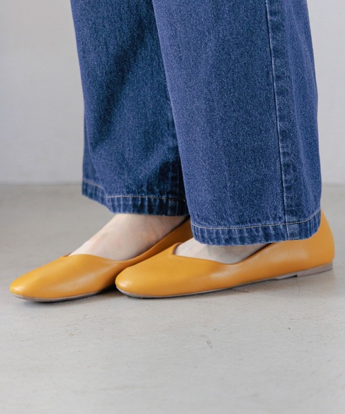 studio CLIP（スタディオクリップ）の「【消臭/抗菌防臭/クッションインソール】やわらかフィットパンプス[S～LLサイズ展開]（パンプス・レディース・アイボリー/ブラック/ブラウン/レッド/イエロー・LARGE/MEDIUM/X-LARGE/SMALL）」の10枚目の写真