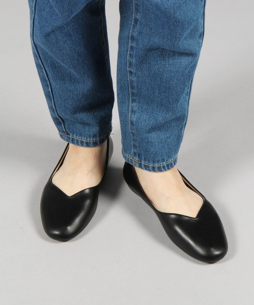 studio CLIP（スタディオクリップ）の「【消臭/抗菌防臭/クッションインソール】やわらかフィットパンプス[S～LLサイズ展開]（パンプス・レディース・アイボリー/ブラック/ブラウン/レッド/イエロー・LARGE/MEDIUM/X-LARGE/SMALL）」の16枚目の写真