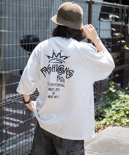 kutir(クティール)の「ライン入りラグラントップス(Tシャツ/カットソー・メンズ・杢グレー/チャコールグレー/ブラック・MEDIUM/LARGE)」の17枚目の写真