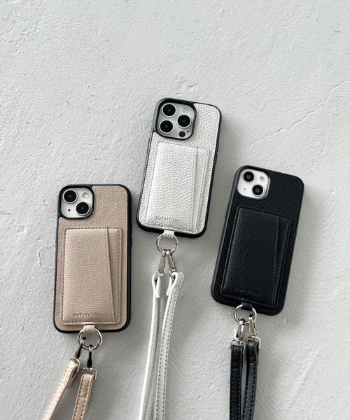 Me%（ミィパーセント）の「【iPhone14pro対応】フェイクレザーカラビナツキiPhoneケース（スマホケース/カバー・レディース・ブラック/シルバー/ベージュ・FREE）」の2枚目の写真