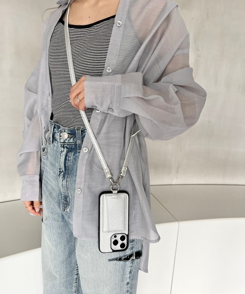 Me%（ミィパーセント）の「【iPhone14pro対応】フェイクレザーカラビナツキiPhoneケース（スマホケース/カバー・レディース・ブラック/シルバー/ベージュ・FREE）」の10枚目の写真