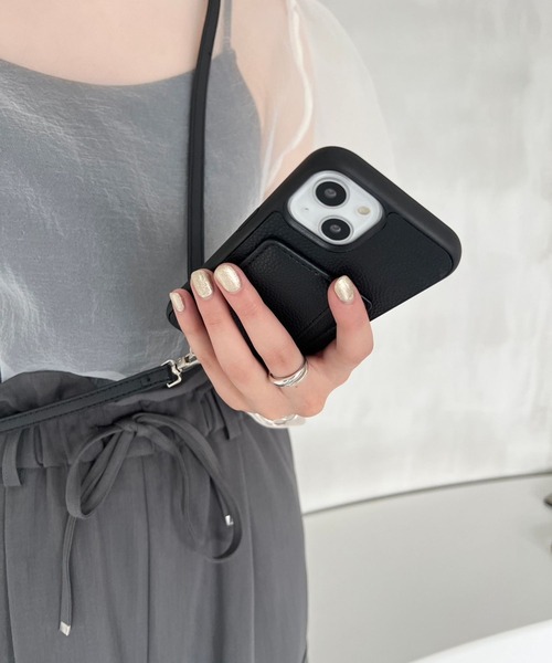 Me%（ミィパーセント）の「【iPhone14pro対応】フェイクレザーカラビナツキiPhoneケース（スマホケース/カバー・レディース・ブラック/シルバー/ベージュ・FREE）」の14枚目の写真