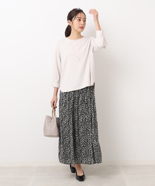 DRESKIP（ドレスキップ）の「◆【アクセ付き】大人上品 お袖タック 7分袖トップス（Tシャツ/カットソー・レディース・ライトグレー/サンドベージュ/ブルー/イエロー/ブラック・02/03/04）」の17枚目の写真