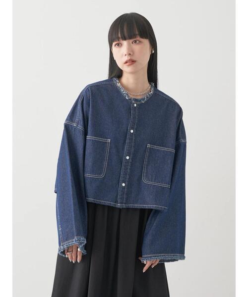 earth music&ecology（アースミュージックアンドエコロジー）の「スクエアデニムシャツ（その他アウター・レディース・インディゴブルー・FREE）」の2枚目の写真