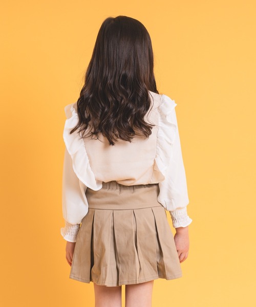 URBAN CHERRY（アーバンチェリー）の「【吸水性・保温性バツグン】ドッキングデザインフリル裏毛トップス（スウェット・キッズ・ベージュ/ブラウン/ブラック・130cm/110cm/150cm/140cm/120cm）」の18枚目の写真