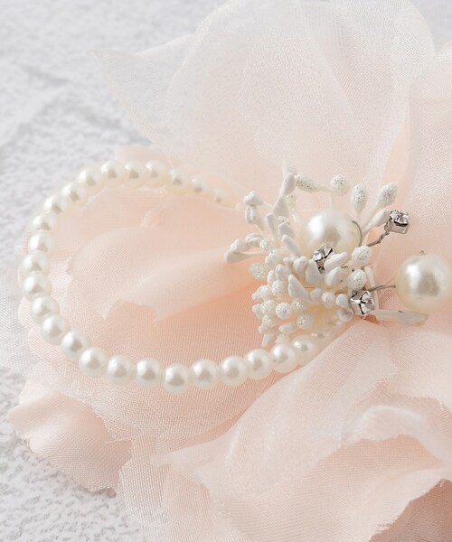 SHOO・LA・RUE（シューラルー）の「◆【セレモニー】アクセントフェイクパールコサージュ（ブローチ/コサージュ・レディース・ライトグレー/ベビーピンク/オフホワイト/ライトベージュ/ブルー系その他/ベージュ系その他3/ライトグレー系/ピンク系その他・00）」の13枚目の写真