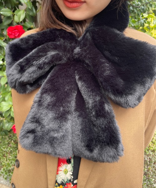 Casselini（キャセリーニ）の「【Casselini】リボンティペット 232-111105（マフラー・レディース・ベージュ/ブラック/グレー/ブラウン/モカ/マルチ・FREE）」の2枚目の写真