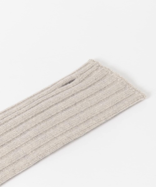 URBAN RESEARCH DOORS（アーバンリサーチドアーズ）の「ハミルトンウールアームウォーマー（手袋・レディース・ライトベージュ/ブラウン系その他・-）」の10枚目の写真