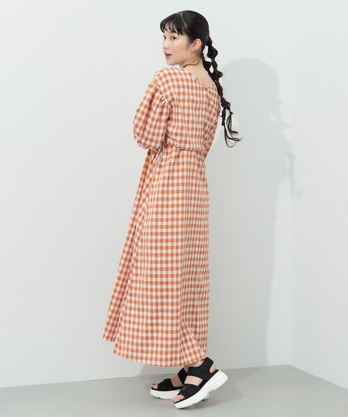 BEAMS HEART(ビームスハート)の「【2点セット】BEAMS HEART / チェック レイヤード ワンピース(ワンピース・レディース・ブラウン/オレンジ/ネイビー・FREE)」の9枚目の写真