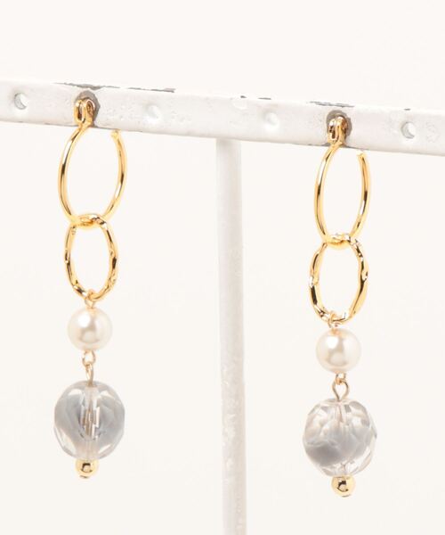 tone（トーン）の「【Cherie+Chambre】Beads×Pearl Ring Pierce（ピアス（両耳用）・レディース・グレー・FREE）」の6枚目の写真