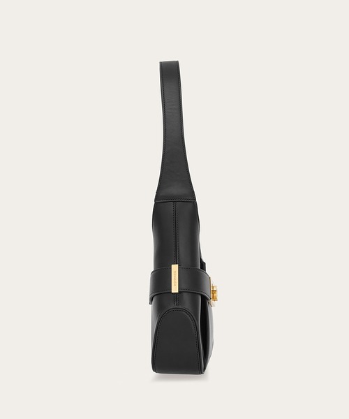 FERRAGAMO（フェラガモ）の「ショルダーバッグ（ショルダーバッグ・レディース・ブラック・ONE SIZE）」の6枚目の写真