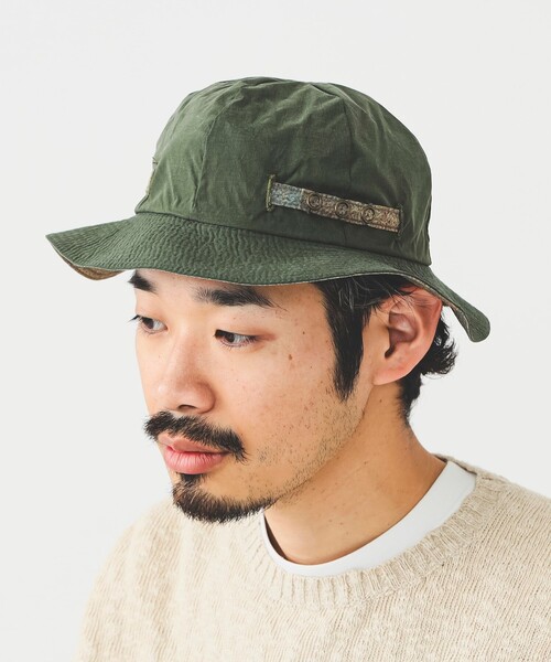 BEAMS PLUS(ビームスプラス)の「BEAMS PLUS / ナイロン カモフラージュ プリント リバーシブル サンハット(ハット・メンズ・ベージュ/オリーブ・ONE SIZE)」の4枚目の写真