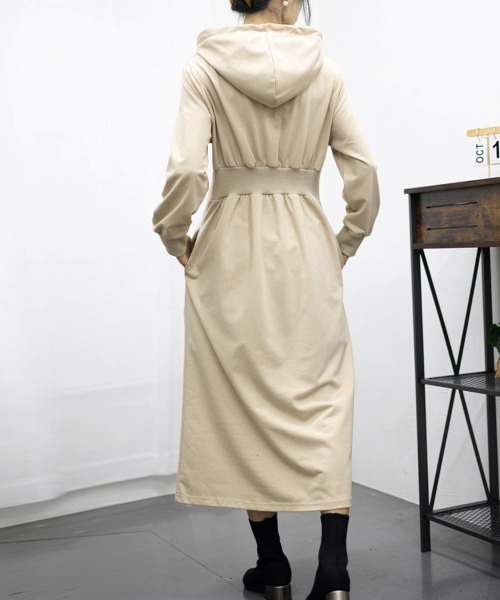 Miniministore(ミニミニストア)の「ワンピース ウエストタックパーカーワンピ(ワンピース・レディース・ライトベージュ/グレー/ダークベージュ/ブラック/ネイビー・M)」の10枚目の写真