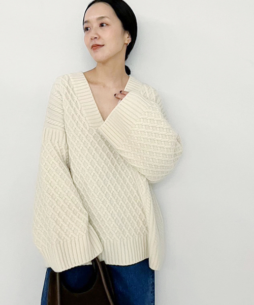 新品未使用　plage アラン編みVネックニット Plage - 新品タグ付き 未使用 plage アランニット Vネックの通販 by