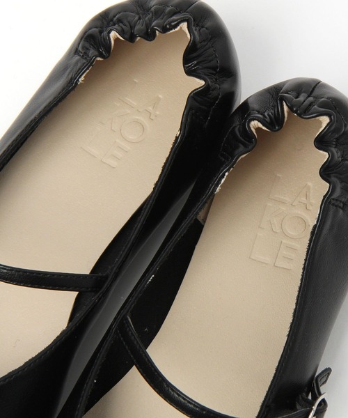 LAKOLE（ラコレ）の「【卒入式／オケージョンにも】ストラップギャザーパンプス / 996419（パンプス・レディース・ガンメタ/ブラック・LARGE/SMALL/MEDIUM）」の18枚目の写真