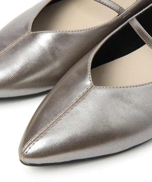 LAKOLE（ラコレ）の「【卒入式／オケージョンにも】ストラップギャザーパンプス / 996419（パンプス・レディース・ガンメタ/ブラック・LARGE/SMALL/MEDIUM）」の19枚目の写真