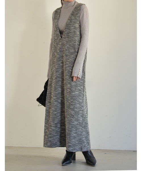 Re:EDIT（リエディ）の「[低身長サイズ有]カットツイードウエストベルト付きジャンパースカート（ジャンパースカート・レディース・ブラック/ブラック系その他・MEDIUM/LARGE/SHORT）」の4枚目の写真