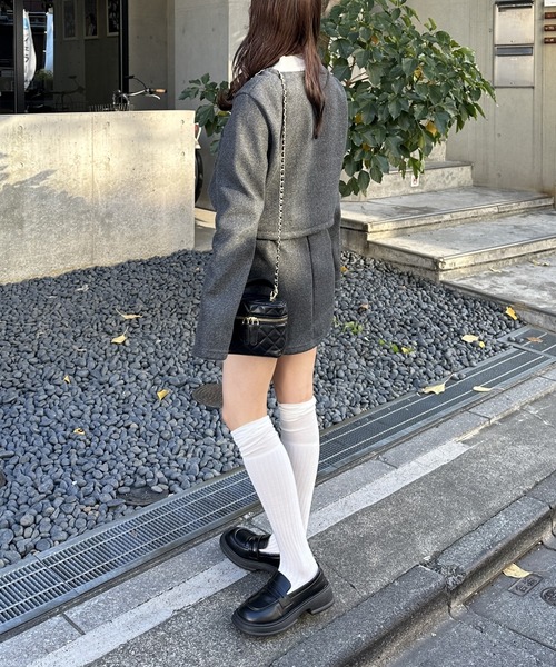 Silly(シリー)の「【着回し力抜群のアイテム】ノーカラーセットアップ(セットアップ・レディース・グレー/ブラック・MEDIUM/LARGE)」の7枚目の写真