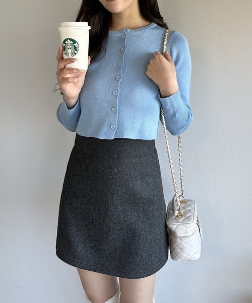 Silly(シリー)の「【着回し力抜群のアイテム】ノーカラーセットアップ(セットアップ・レディース・グレー/ブラック・MEDIUM/LARGE)」の18枚目の写真