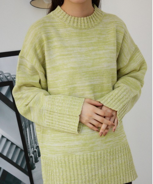 AZUL by moussy(アズールバイマウジー)の「ミックスヤーンニットトップス(ニット/セーター・レディース・ライトベージュ/ライム/ブラック・FREE)」の3枚目の写真