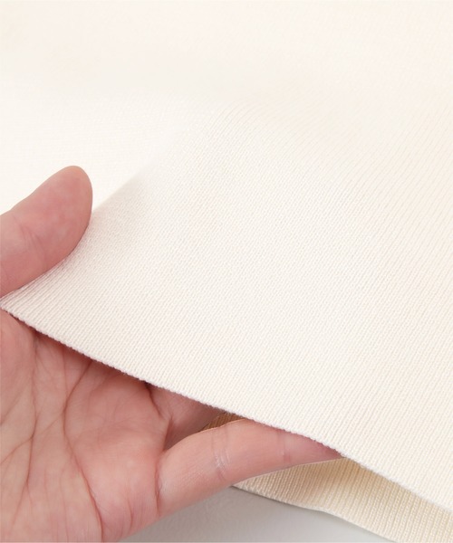 titivate（ティティベイト）の「ベーシックニットタンクトップ（タンクトップ・レディース・グレイッシュベージュ/アイボリー/ブラック/ネイビー/ブルー/ライトグレー/レッド・L/M/S）」の15枚目の写真