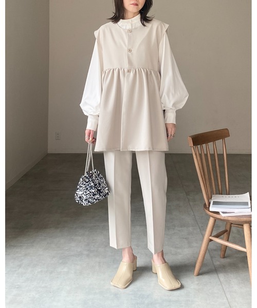 【ヤシチさん専用】clap トップス　ボトムス　セットアップ セール】ギャザーペプラムジレベストトップス＆パンツスタイル