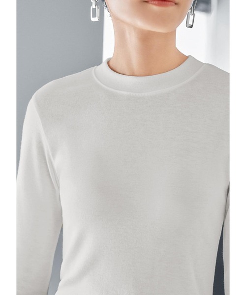 STYLE DELI(スタイルデリ)の「首元チラ見せ用クリームタッチカットソー(Tシャツ/カットソー・レディース・ホワイト/ブラック/ベージュ・M)」の10枚目の写真