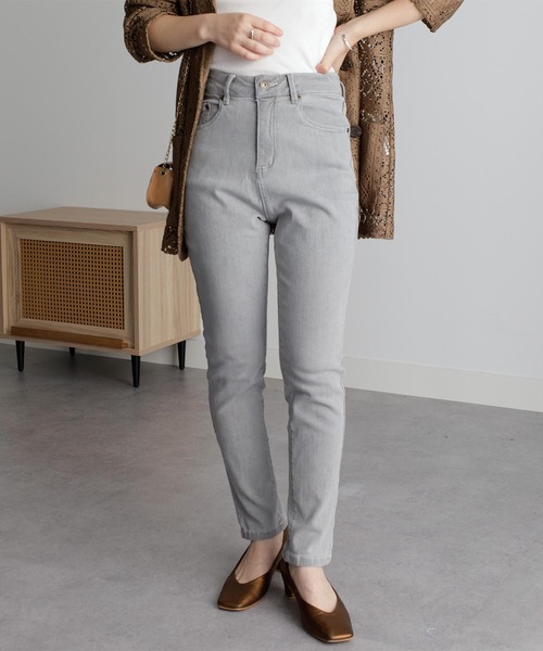 RANAN（ラナン）の「きれい見えストレッチスキニーデニム（デニムパンツ・レディース・グレー/ブラック/ベージュ・61/64/67/70/73）」の2枚目の写真