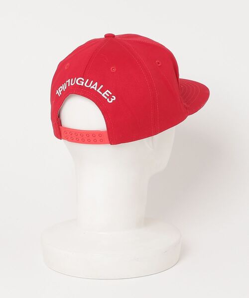 1 piu 1 uguale 3（ウノピゥウノウグァーレトレ）の「CAP（キャップ・メンズ・レッド・FREE）」の2枚目の写真