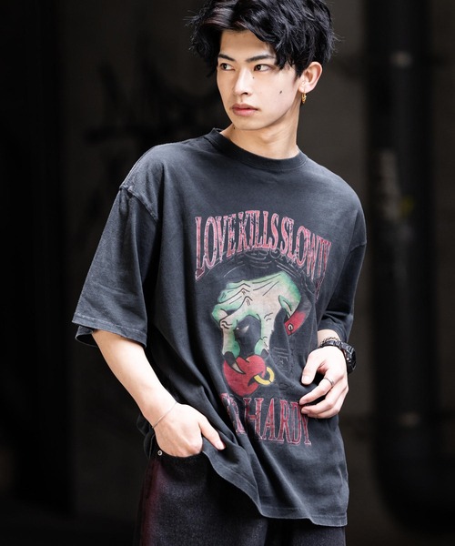 Ed Hardy(エドハーディー)の「Ed Hardy エドハーディー ピグメント加工ロックプリント半袖Tシャツ(Tシャツ/カットソー・メンズ・チャコール/ブラック系/ブラック系1/グレー系1/ブラック系3/グレー系/ブラック系2/ブラック/グレー系2/グレー系3・M/L)」の14枚目の写真