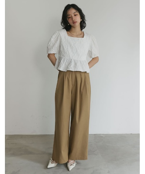 Re:EDIT(リエディ)の「ふくれジャカードペプラムトップス(シャツ/ブラウス・レディース・グリーン/ホワイト/ブラック/ベージュ・MEDIUM/LARGE)」の15枚目の写真