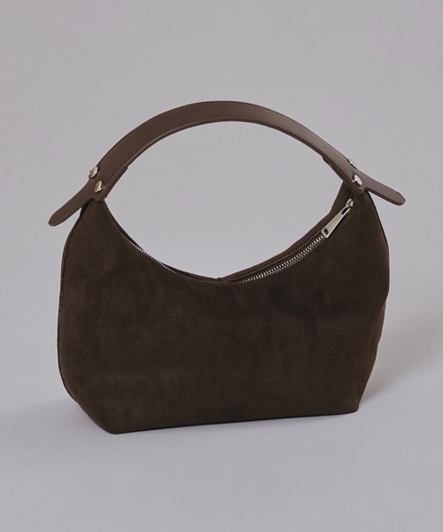 selle glant（セレグランテ）の「HALF MOON ONEHAND BAG/ハーフムーンワンハンドバッグ（ハンドバッグ・メンズ・ライトブルー/グリーン/マスタード/ブラック/ブラウン/シルバー/キャメル/ダークブラウン/ブラック系2/カーキ・ONESIZE）」の4枚目の写真