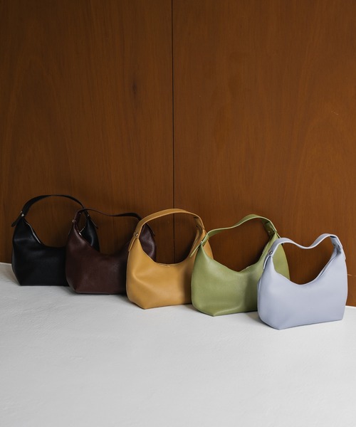 selle glant（セレグランテ）の「HALF MOON ONEHAND BAG/ハーフムーンワンハンドバッグ（ハンドバッグ・メンズ・ライトブルー/グリーン/マスタード/ブラック/ブラウン/シルバー/キャメル/ダークブラウン/ブラック系2/カーキ・ONESIZE）」の15枚目の写真