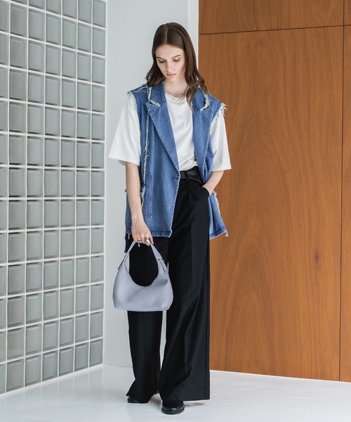 selle glant（セレグランテ）の「HALF MOON ONEHAND BAG/ハーフムーンワンハンドバッグ（ハンドバッグ・メンズ・ライトブルー/グリーン/マスタード/ブラック/ブラウン/シルバー/キャメル/ダークブラウン/ブラック系2/カーキ・ONESIZE）」の17枚目の写真