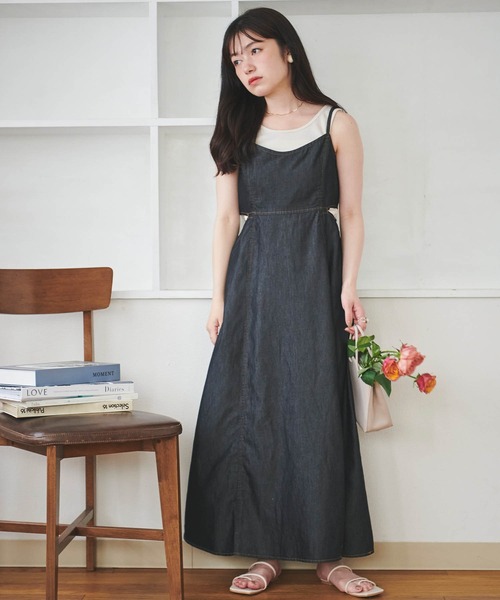 mil（ミル）の「【150㎝前後の小柄さんサイズ】サイドカットデニムキャミワンピース（ワンピース・レディース・ネイビー/ブラック/サックスブルー・XS/S/M）」の8枚目の写真