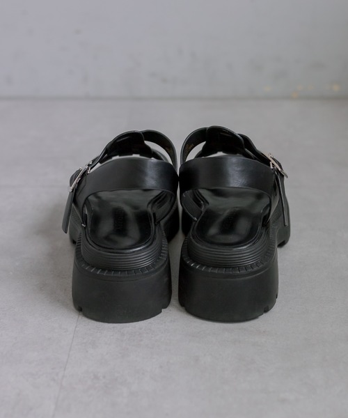 PUAL CE CIN（ピュアルセシン）の「ボリュームソールグルカサンダル（サンダル・レディース・ブラック・LARGE/MEDIUM/SMALL）」の10枚目の写真
