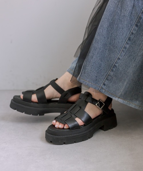 PUAL CE CIN（ピュアルセシン）の「ボリュームソールグルカサンダル（サンダル・レディース・ブラック・LARGE/MEDIUM/SMALL）」の6枚目の写真