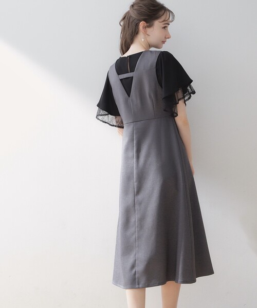 couture brooch（クチュールブローチ）の「◆Vネックフレアジャンスカ（ワンピース・レディース・ベージュ/チャコールグレー・36/38/40/42）」の12枚目の写真