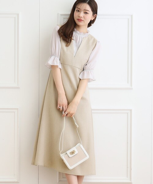 couture brooch（クチュールブローチ）の「◆Vネックフレアジャンスカ（ワンピース・レディース・ベージュ/チャコールグレー・36/38/40/42）」の8枚目の写真