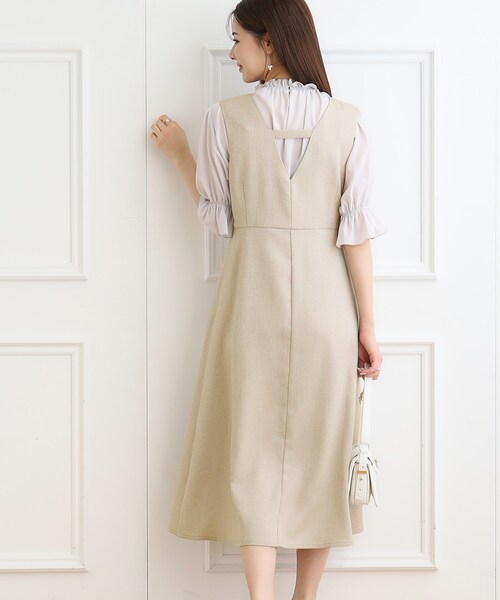 couture brooch（クチュールブローチ）の「◆Vネックフレアジャンスカ（ワンピース・レディース・ベージュ/チャコールグレー・36/38/40/42）」の10枚目の写真