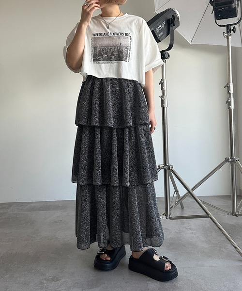 apres jour mignon(アプレジュールミニョン)の「ラメティアードスカート【ZOZOTOWN限定アイテム】(スカート・レディース・ブラック/シルバー・SMALL/MEDIUM/X-LARGE)」の11枚目の写真