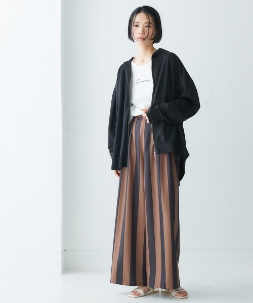 Soiunique（スワユニーク）の「UVカット・接触冷感バックタック指穴付パーカー ［Soiunique］（パーカー・レディース・杢グレー/ブラック/パープル/ライトグレー・FREE/S-M/L-XL）」の7枚目の写真