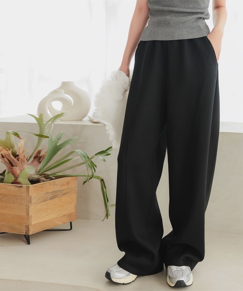 KOBE LETTUCE（コウベレタス）の「ダイバー素材ワイドカーブパンツ（スウェットパンツ・レディース・オフホワイト/グレー/ブラック/カーキ/ダークブラウン/チャコール/グレイッシュベージュ・PM/M/M-Short）」の13枚目の写真