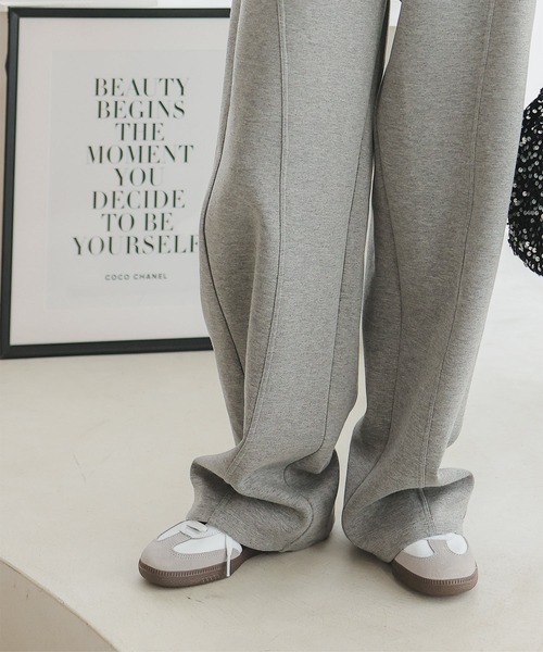 KOBE LETTUCE（コウベレタス）の「ダイバー素材ワイドカーブパンツ（スウェットパンツ・レディース・オフホワイト/グレー/ブラック/カーキ/ダークブラウン/チャコール/グレイッシュベージュ・PM/M/M-Short）」の15枚目の写真