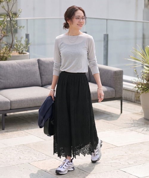 STYLE DELI(スタイルデリ)の「リーフレースパネルスカート(スカート・レディース・ブラック/グレイッシュベージュ・SMALL/MEDIUM)」の1枚目の写真