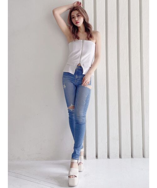 GYDA(ジェイダ)の「【WEB限定】【TINY低身長さん向け】フロントZIPペプラムブラウス(シャツ/ブラウス・レディース・オフホワイト/ブラック・FREE)」の3枚目の写真